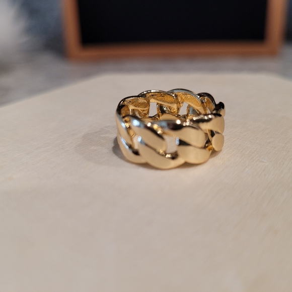 Twist Chainlink Ring ✨️ - Picture 6 of 10